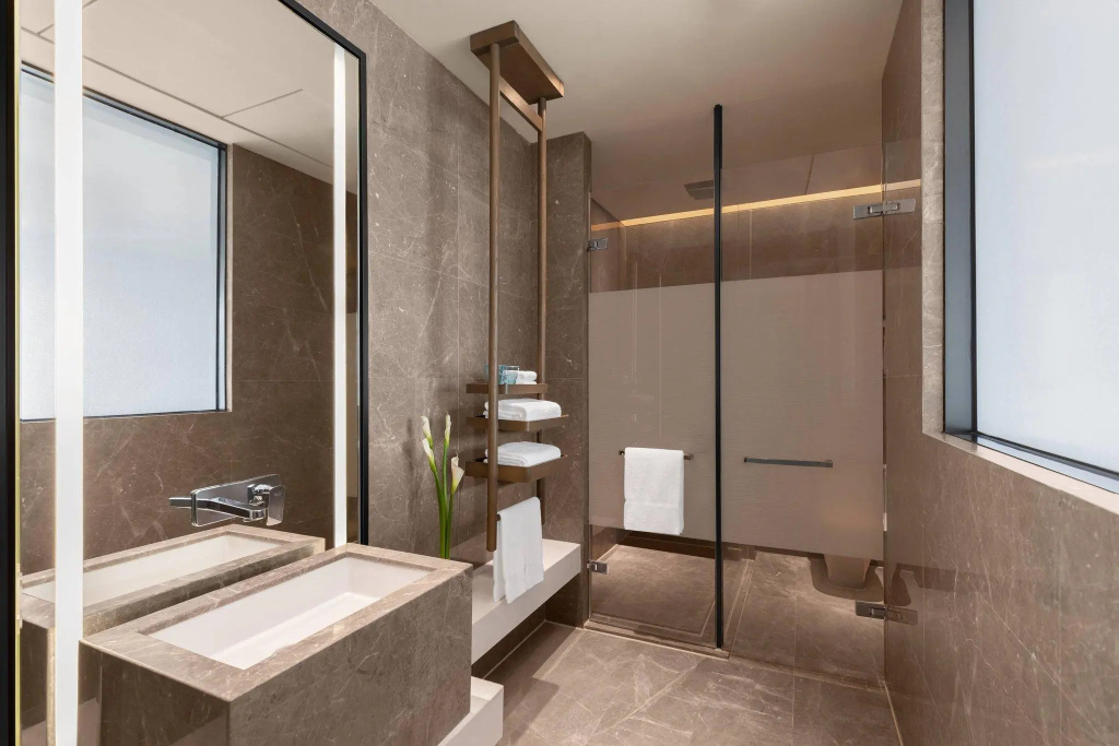 1 Bedroom Suite
