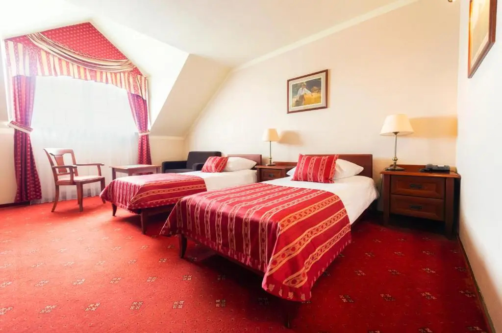 Hotel Zubrówka Bialowieza - Chambres