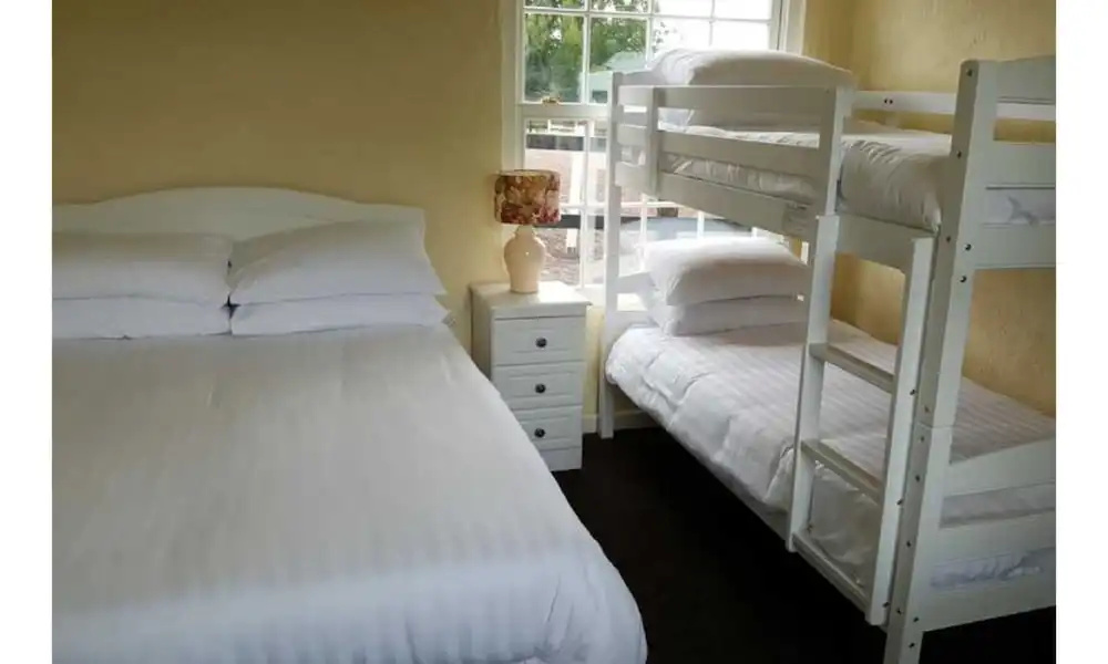 1 Bedroom Cottage