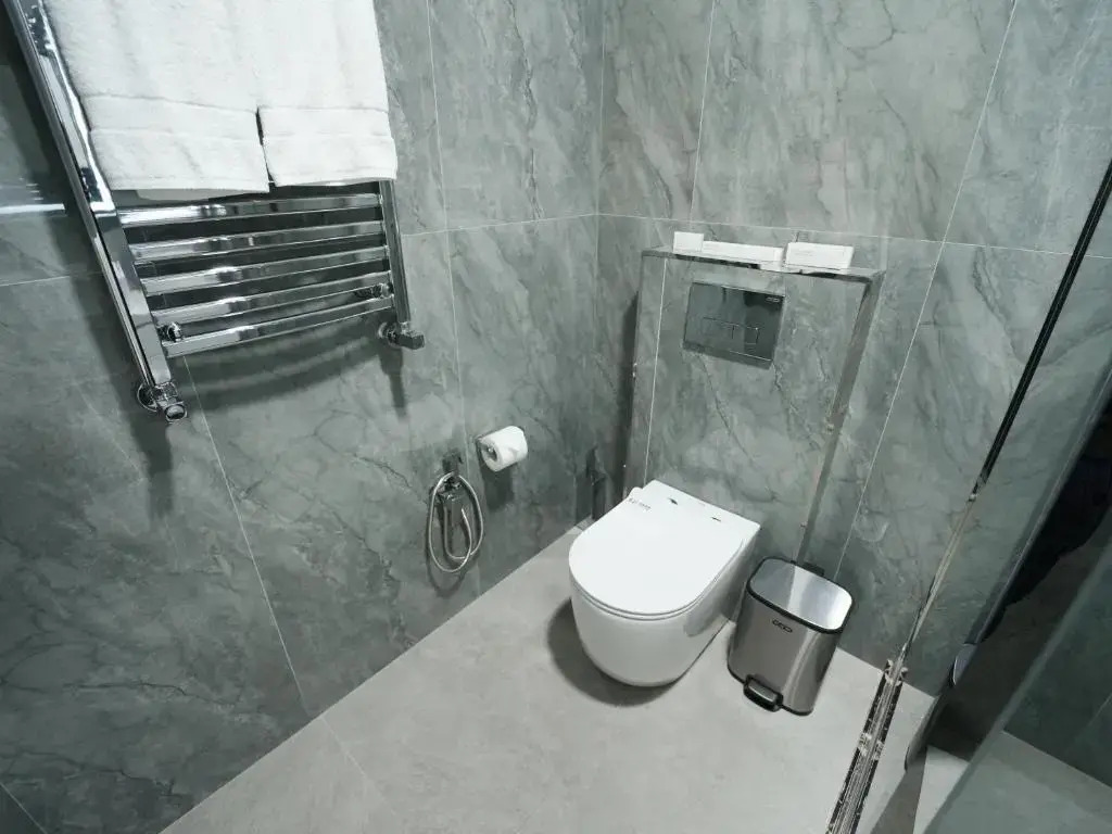 Двухместный номер Comfort с балконом 2 отдельные кровати в Отель Avant Hotel Tashkent Pool&Spa