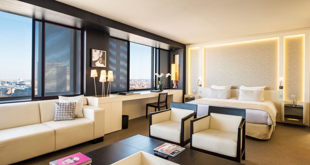 The Hotel picture