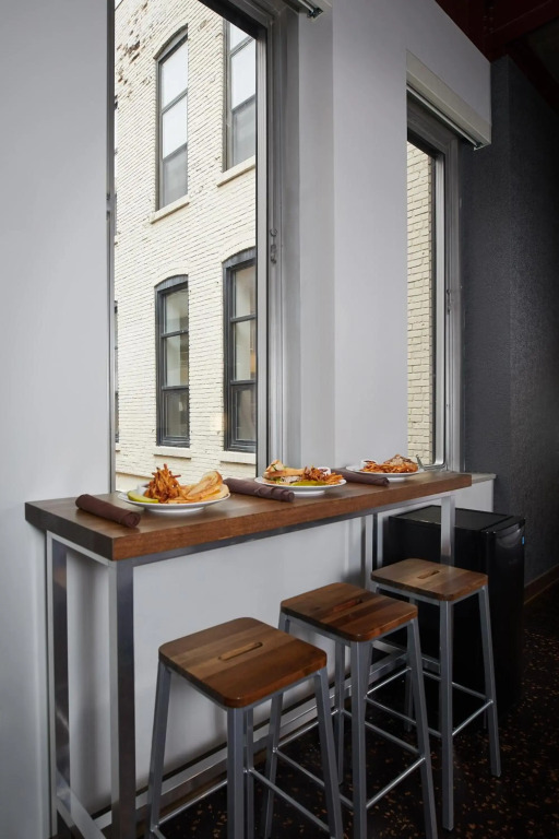 CityFlatsHotel - Grand Rapids, an Ascend Collection Hotel - фото 12