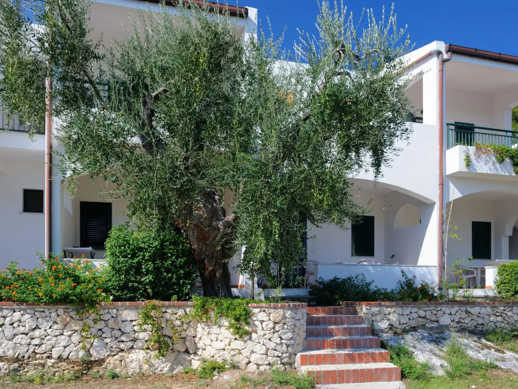 Baia degli Aranci Village