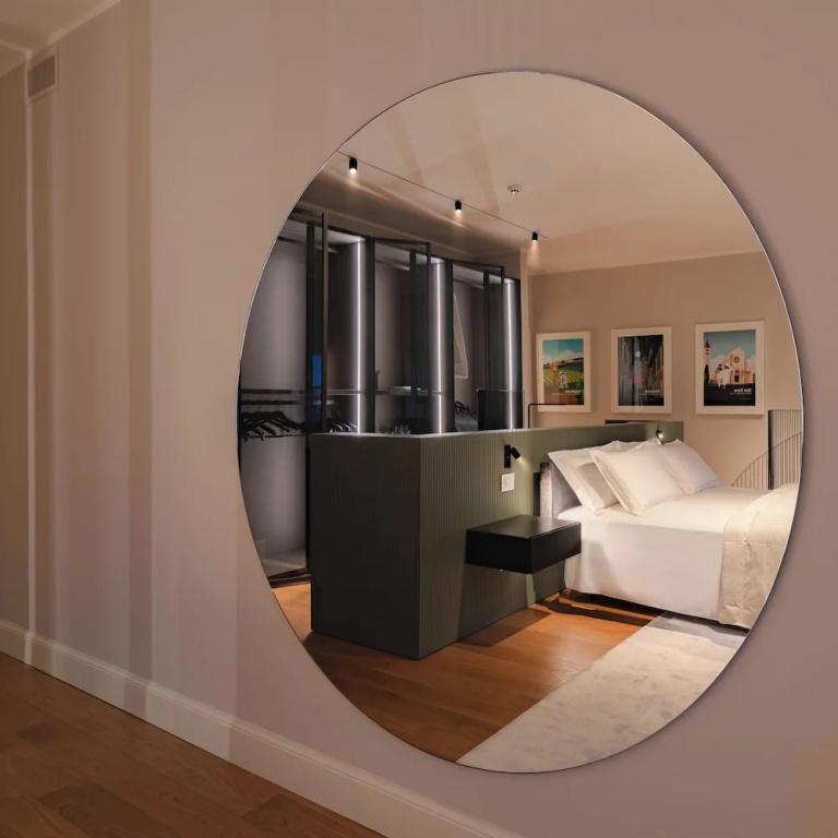 Luxury Suite