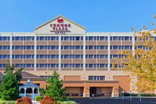 Crowne Plaza Hotel Clark Newark - фото 1