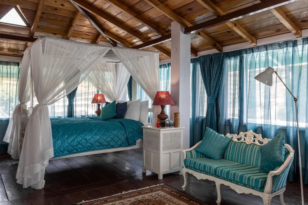 Family Cottage with balcony