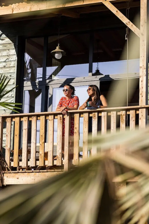 Balcony & Terrace