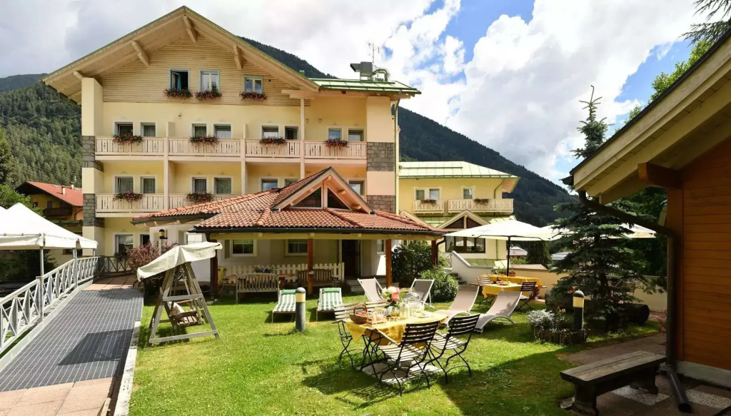 Hotel photo 14