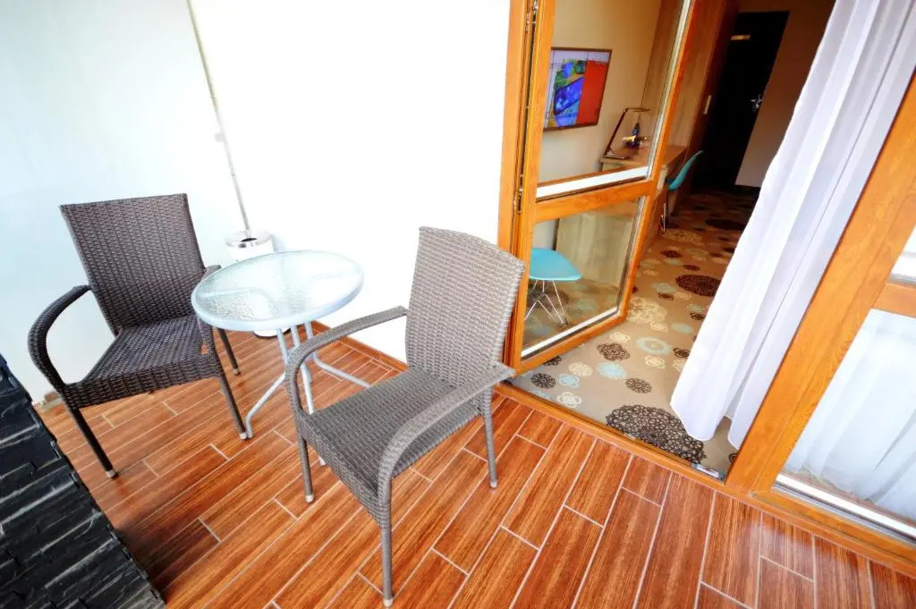 Comfort room