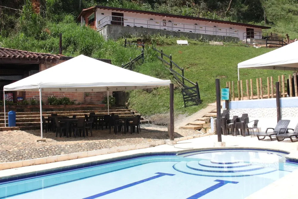 Finca Hotel El Cielo