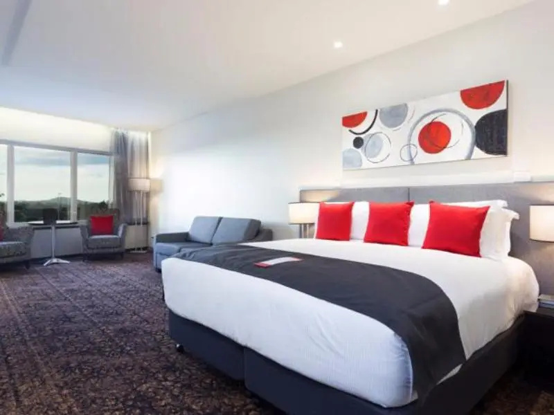 Executive Double Suite twin beds
