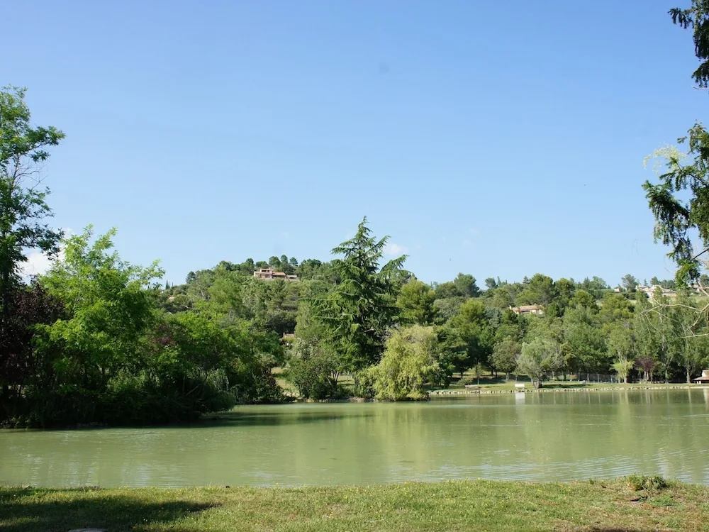 Charming Holiday Home in Tourtour, Provence With Garden