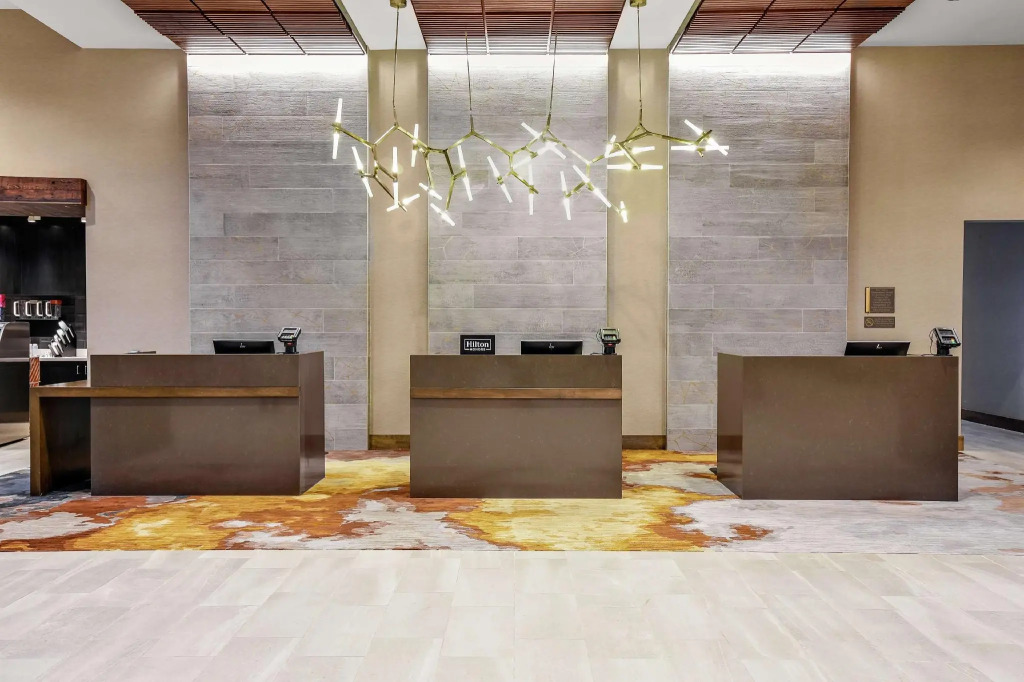 Embassy Suites by Hilton Jonesboro Red Wolf Convention Center — фото 2