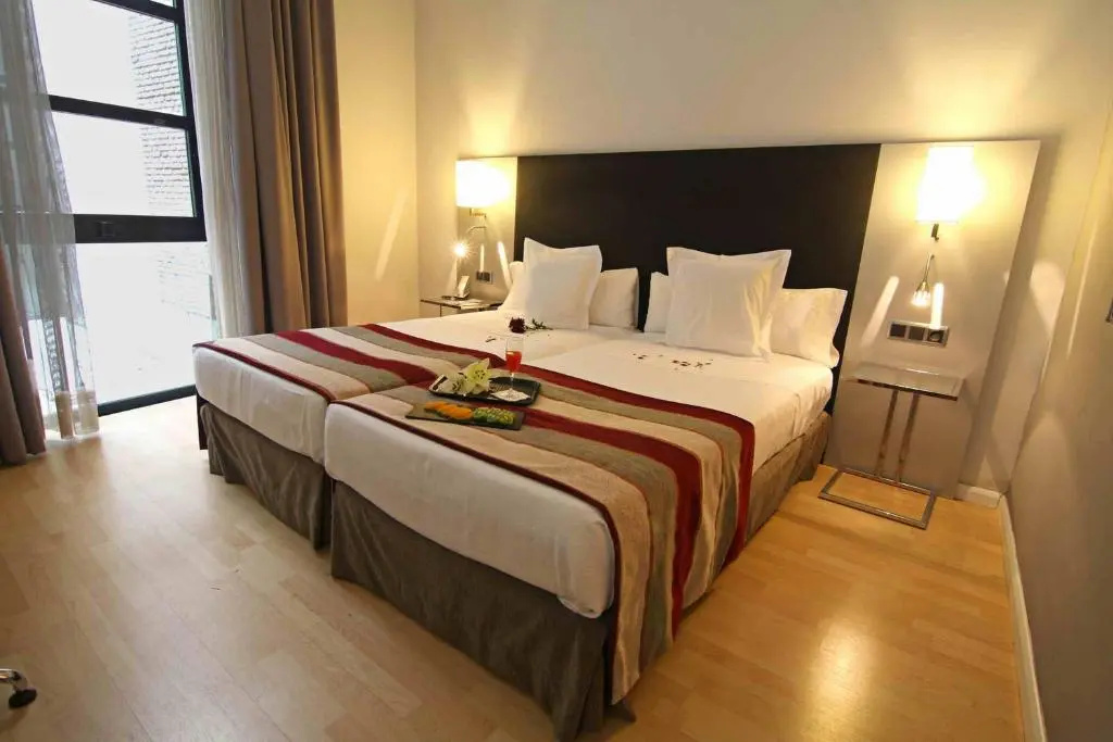 Hotel San Gil Sevilla - Chambres