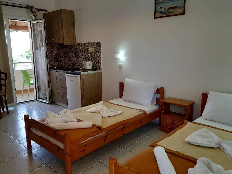 Pardalakis Studios - Chambres