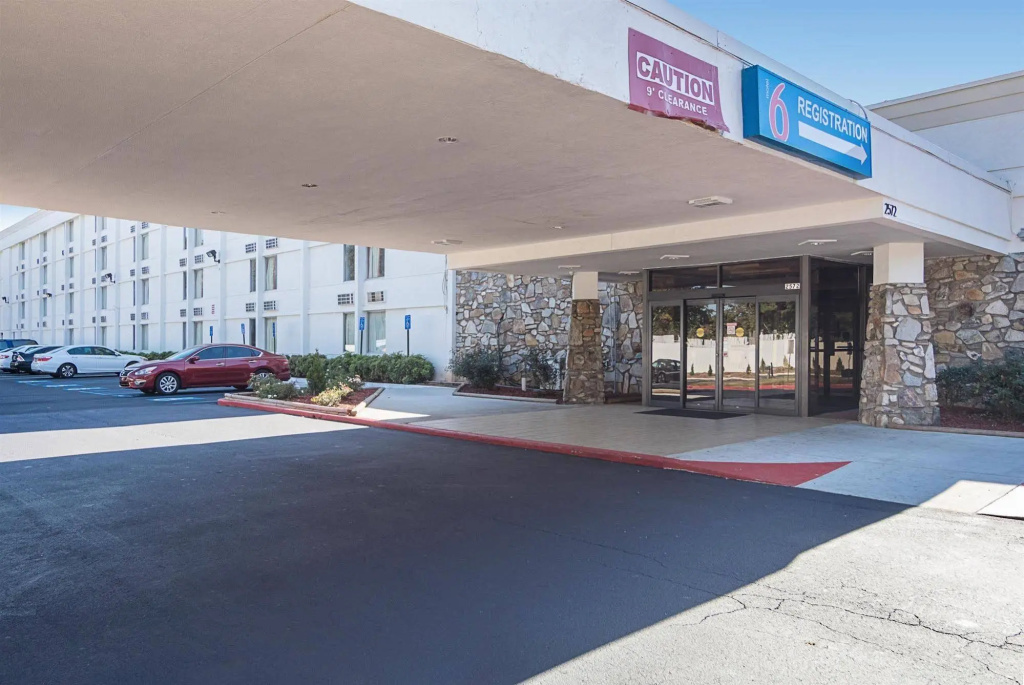 Motel 6 Decatur, GA