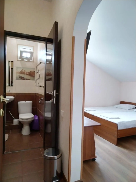 Трёхместный номер Standard Мансарда в Райский дворик