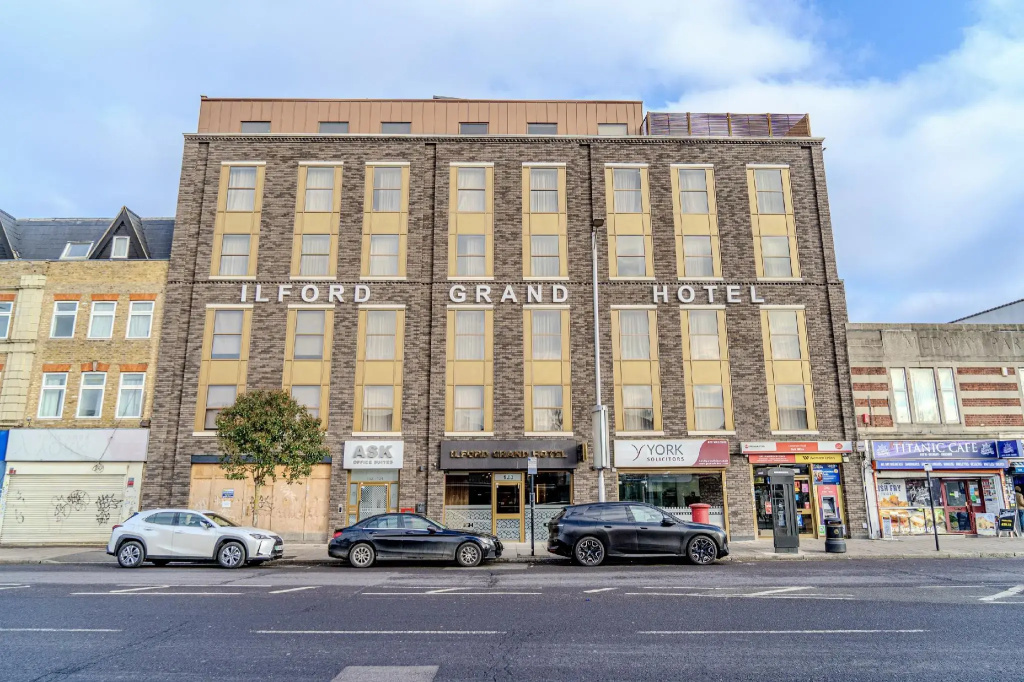 Ilford Grand Hotel — фото
