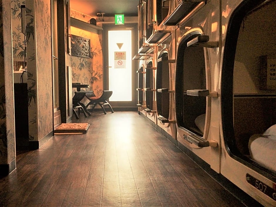 Capsule Inn Shimbashi - Men Only 사진 6