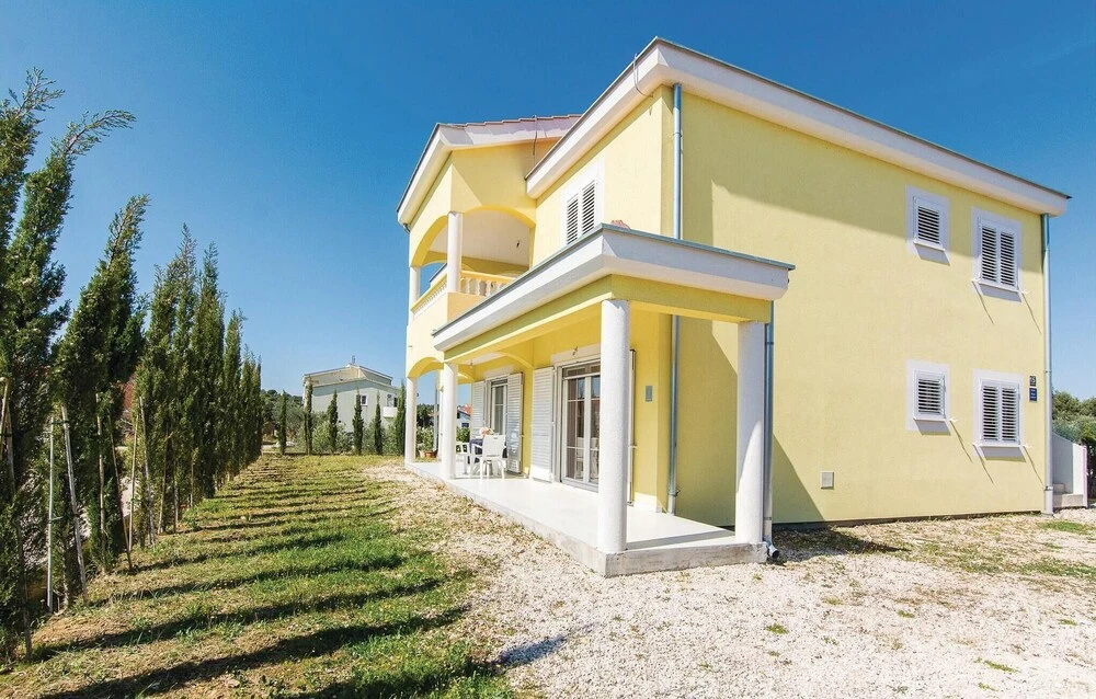Beautiful Apartment in Pakostane With 2 Bedrooms and Wifi