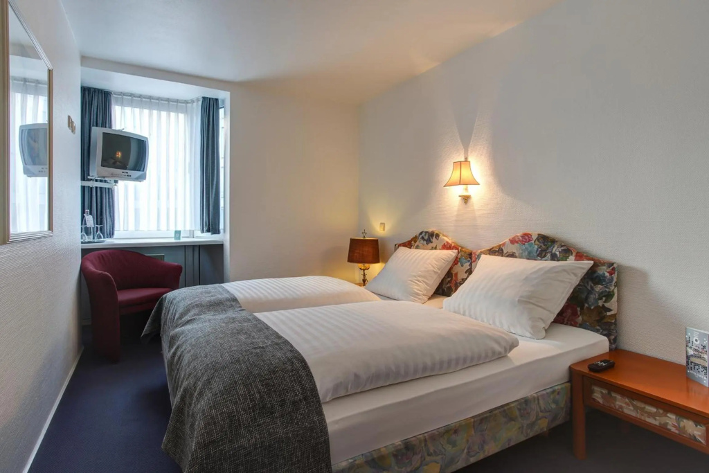 Centro Hotel Arde Koln, Trademark Collection by Wyndham — 5