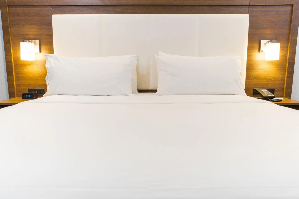 Holiday Inn Express & Suites Hollywood Walk Of Fame - Chambres