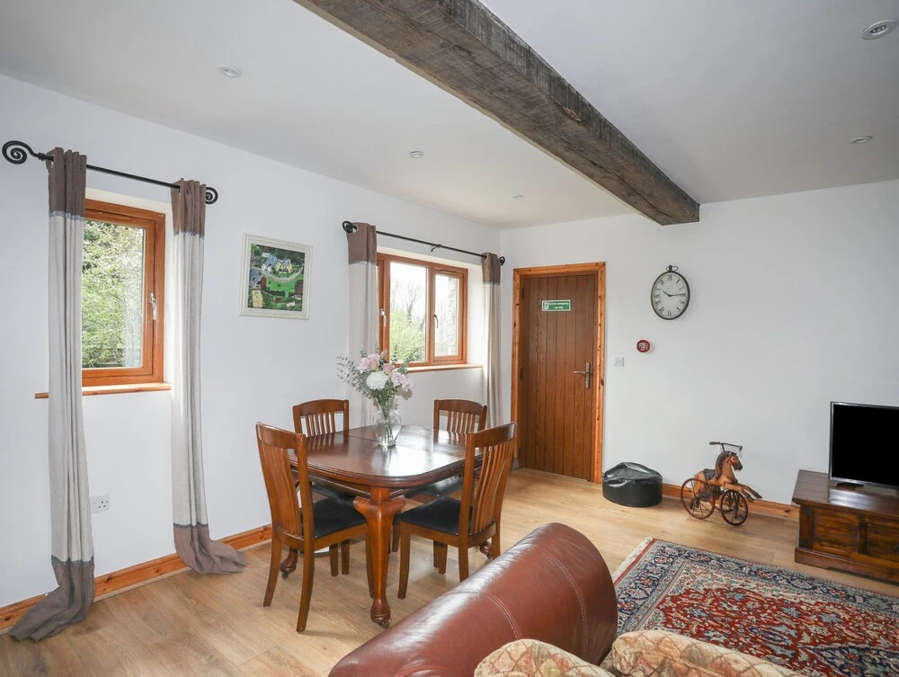 Long Cottage — 4