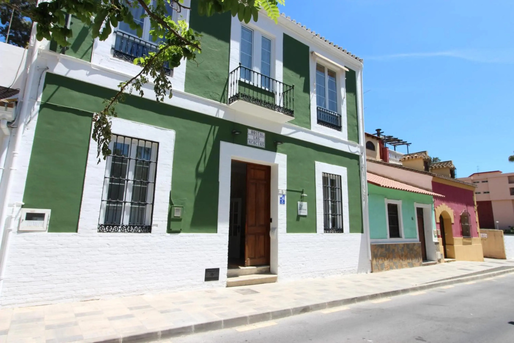 Las Acacias Hostal Restaurante