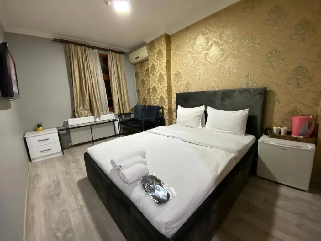 Economy room