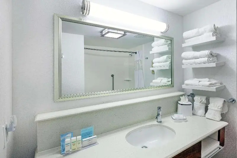 Hampton Inn & Suites by Hilton Houston North IAH - Chambres