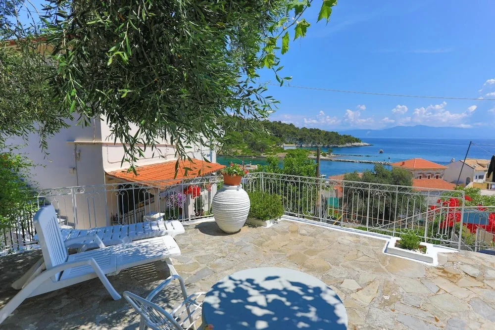 Faros Epta in Gaios With 1 Bedrooms and 1 Bathrooms