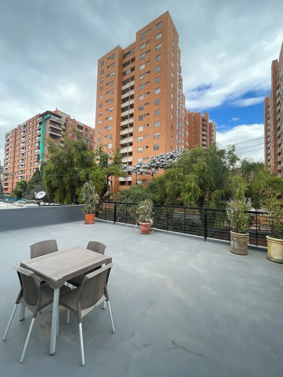 Súper Apartamento TV Wi Fi y parqueadero