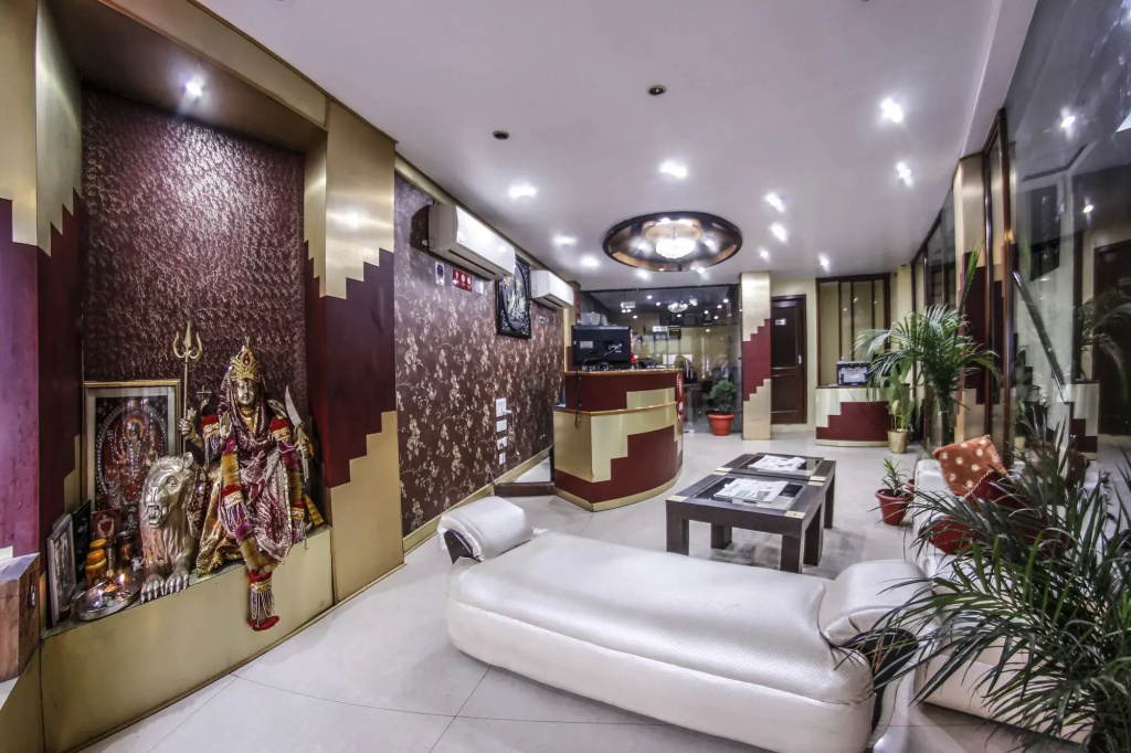 Hotel Kapital By OYO Rooms