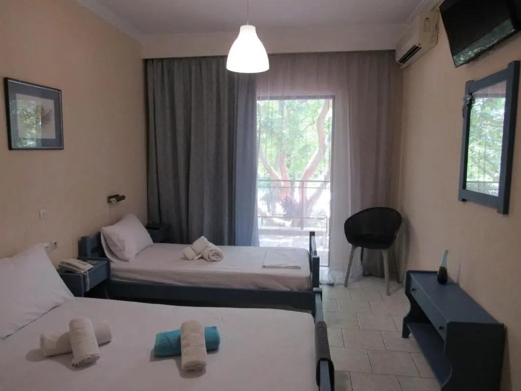 3 Bedrooms Standard Triple room