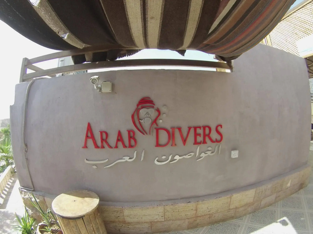 Arab Divers - Général