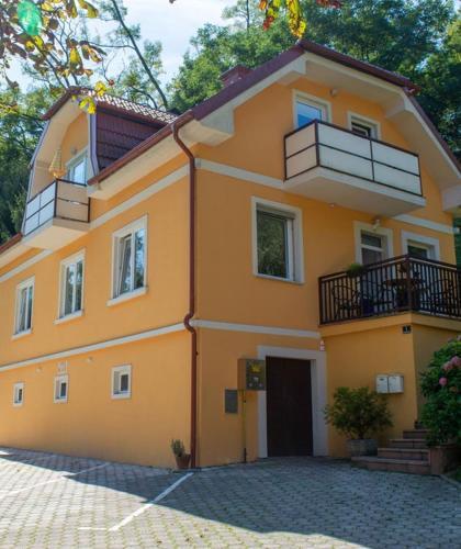 8. Apartment Belaj