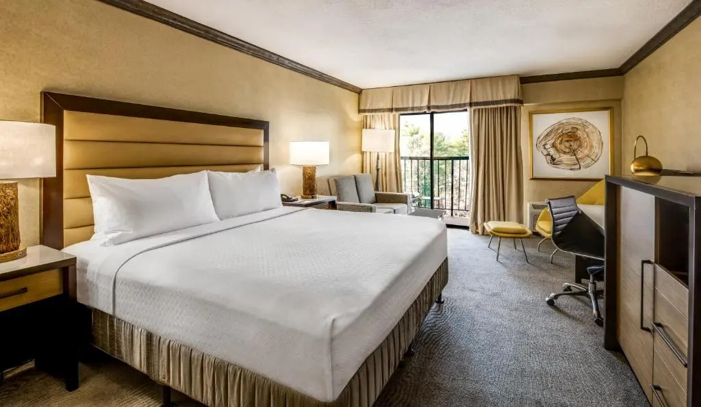 Crowne Plaza Resort Asheville by IHG - Chambres