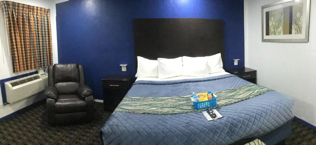 Budget Inn and Suites
