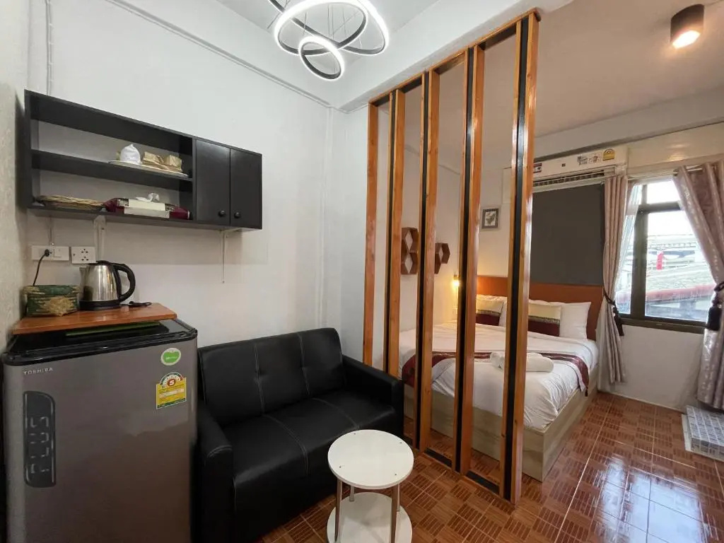Double Studio (full double bed)