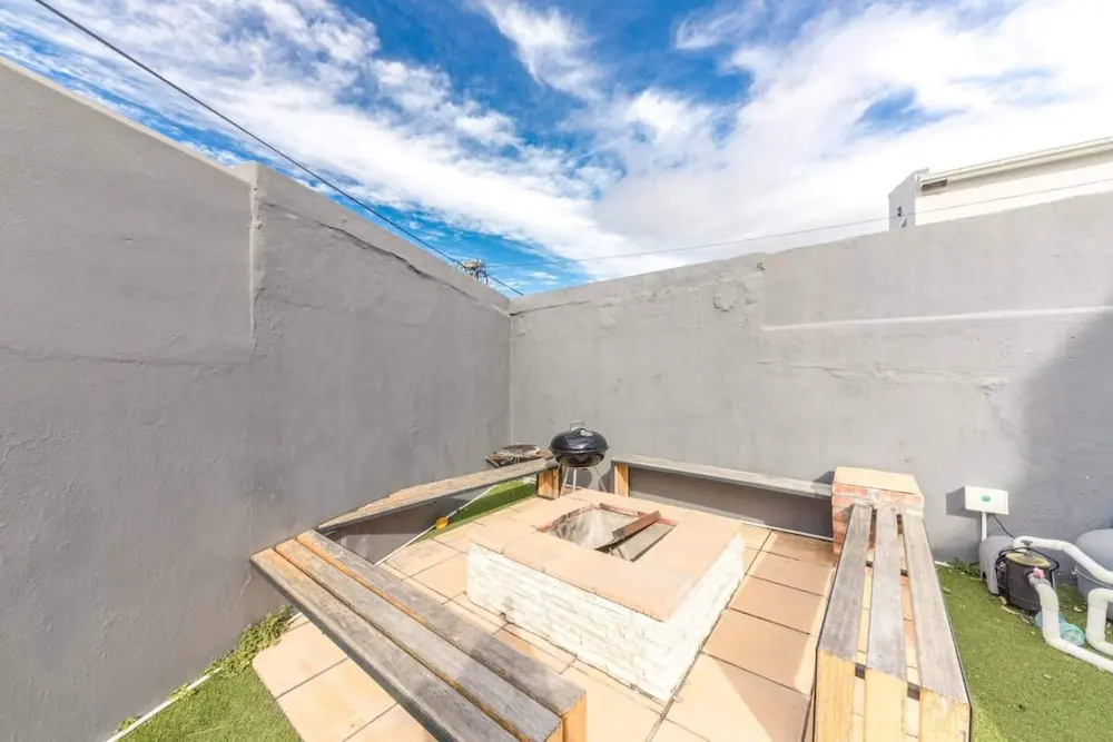 Spaciaous 2 Bedroom Bokaap Apartment