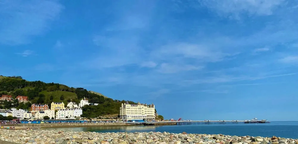 Beach & Waterfront