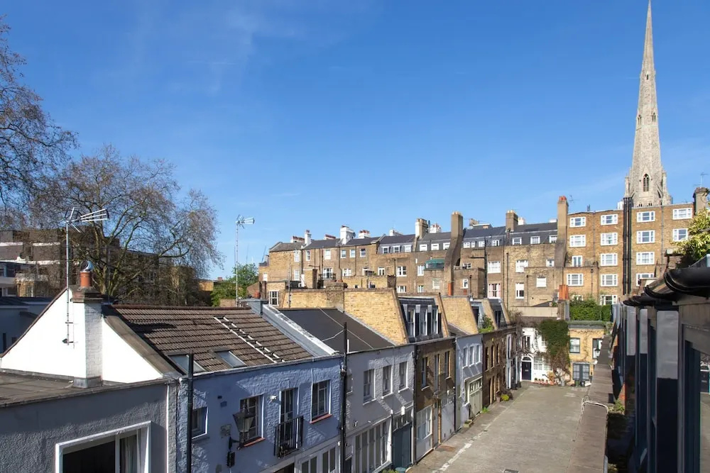 3 Bedroom House In Bayswater
