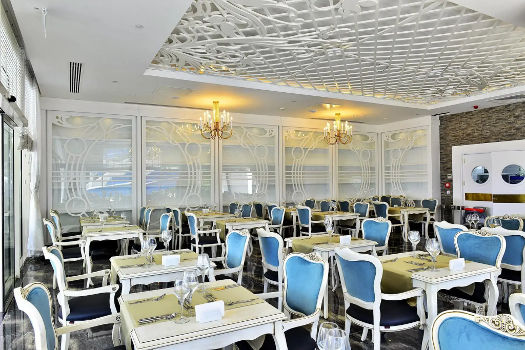 Azura Deluxe Resort & Spa - Général