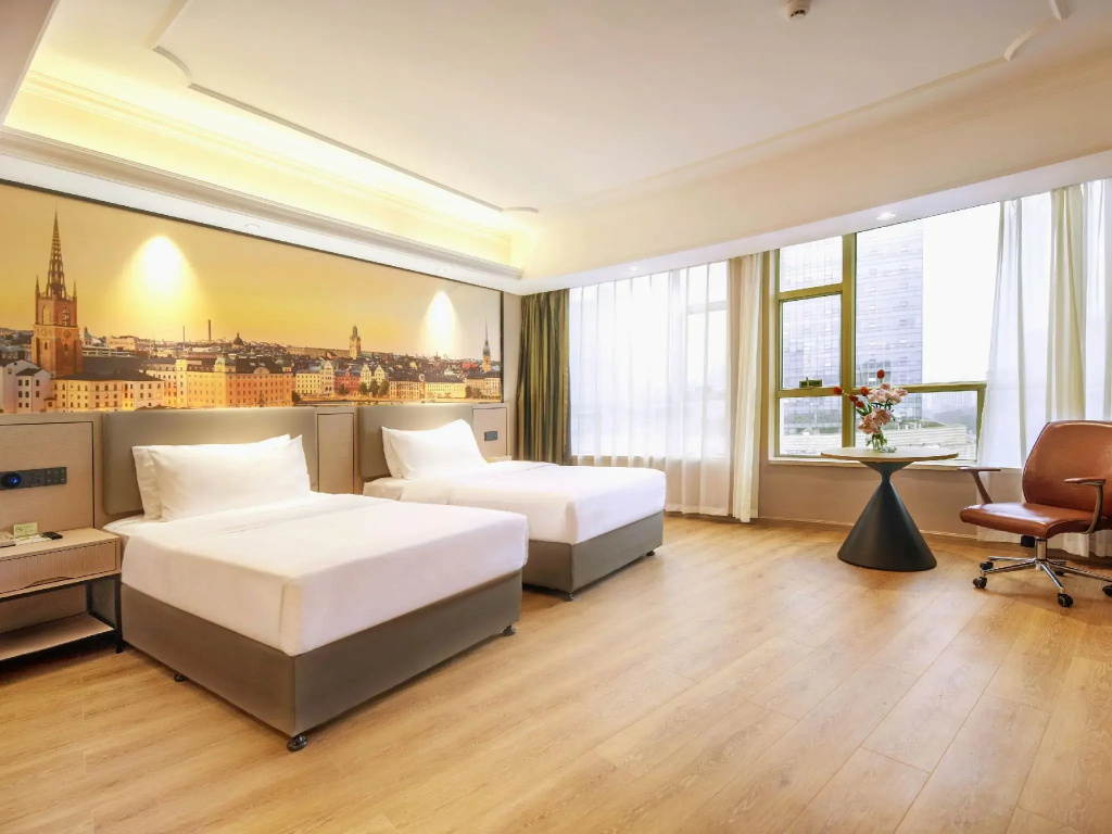 Vienna International Hotel photo 6