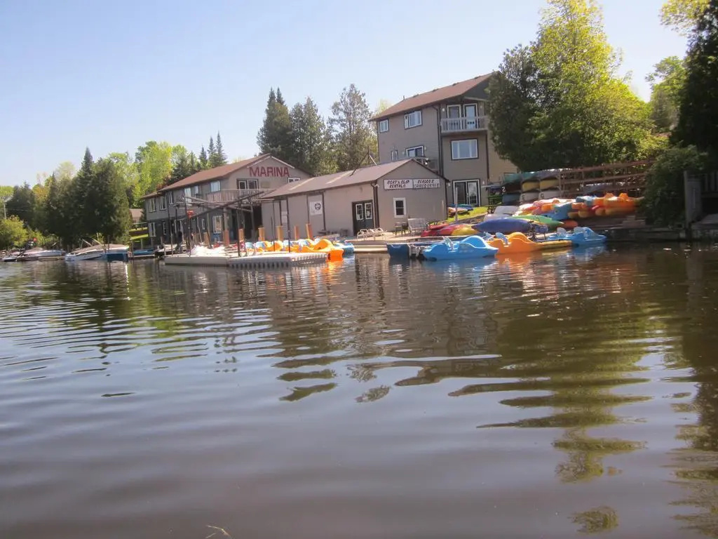 Sauble River Marina & Lodge Resort - Général