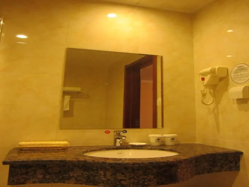 GreenTree Inn Qingdao Jiaozhou Fuzhou South Road Datong Building Express Hotel - Chambres