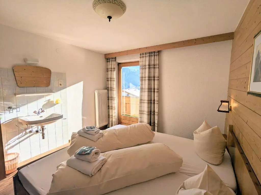 Standard Double room (full double bed)