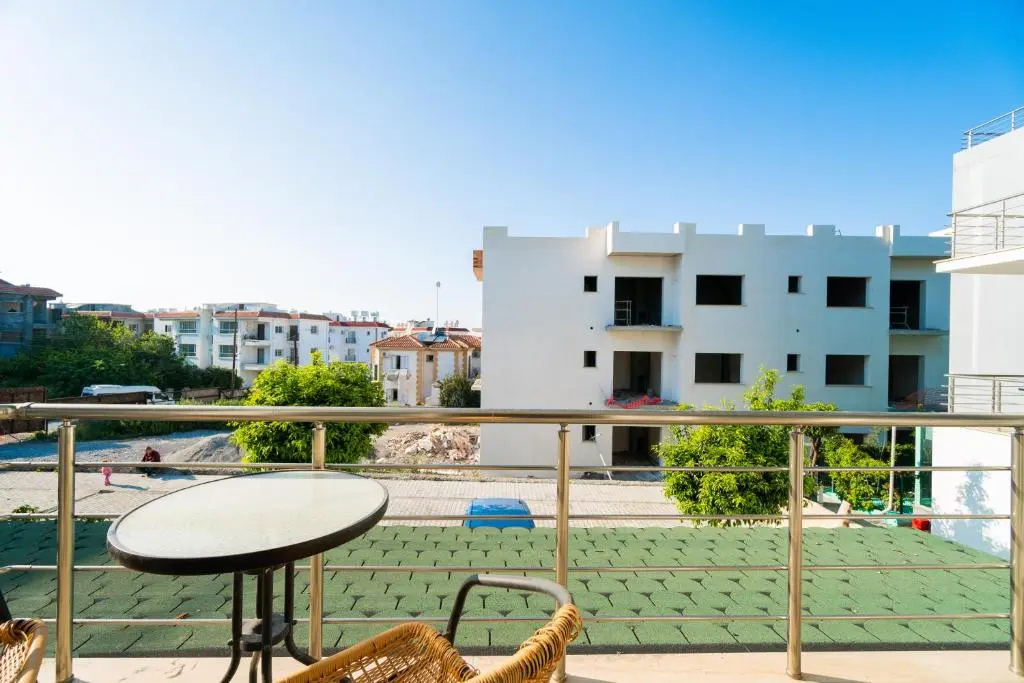 Separated Comfortable Apartments Lapta-Sel