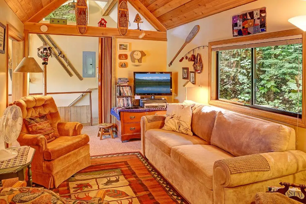 2 Bedrooms Cottage