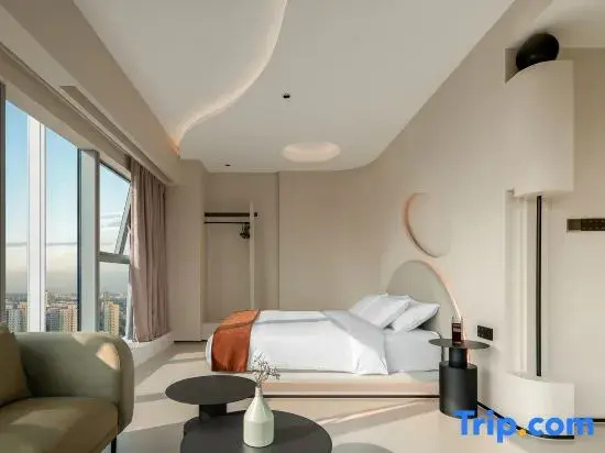2 Bedrooms Suite with city view